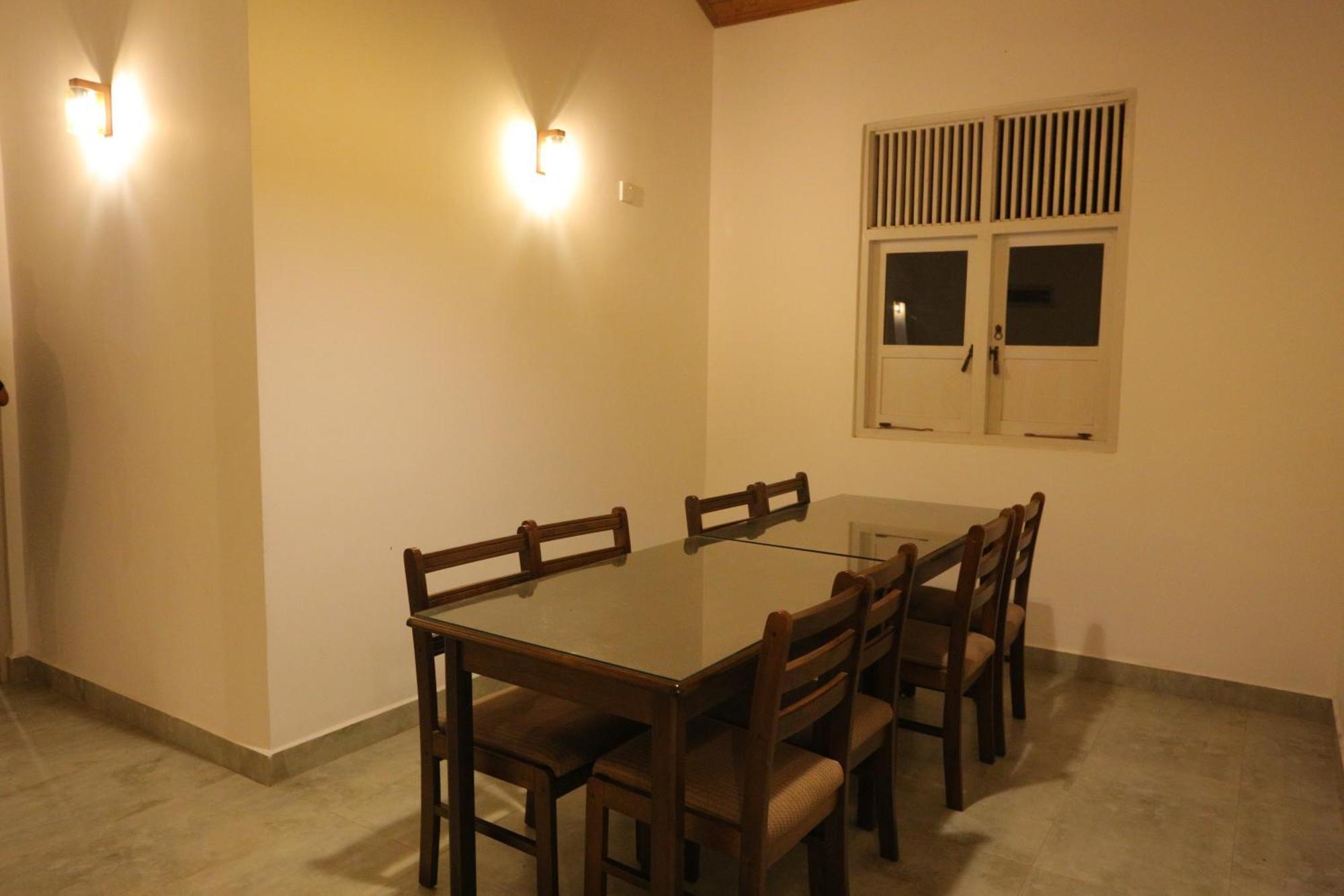 Serenity Villa 阿努拉德普勒 外观 照片